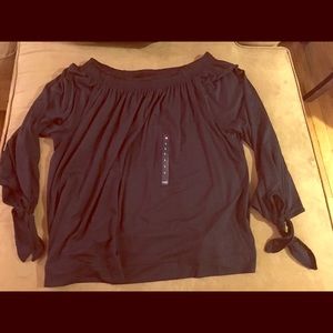 New Chaps quarter length top